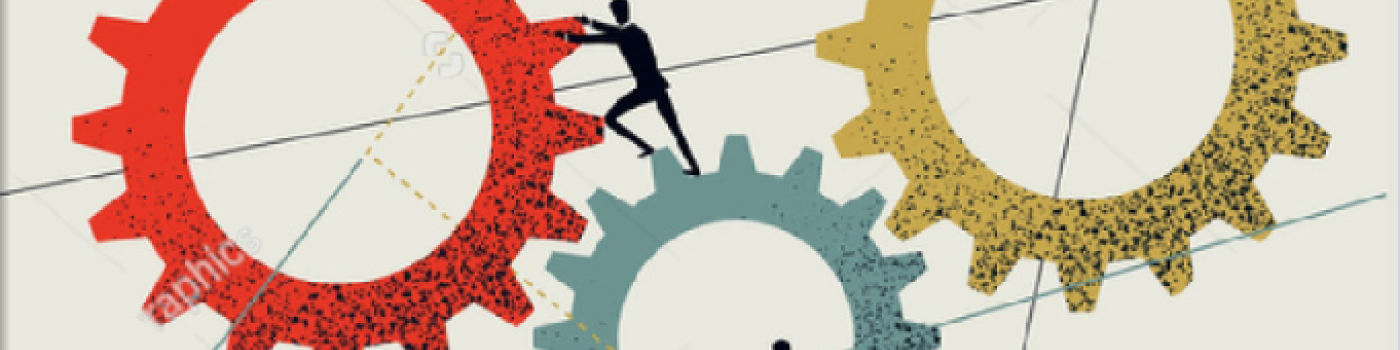 Des roues crantées poussées par des hommes